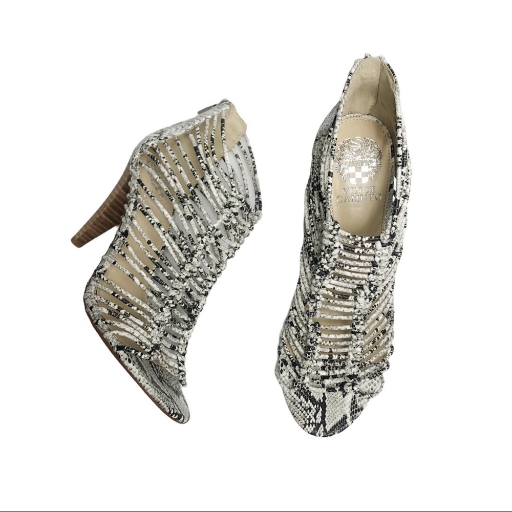 Vince Camuto Alsandra Caged Heeled Sandals White Snake size 8